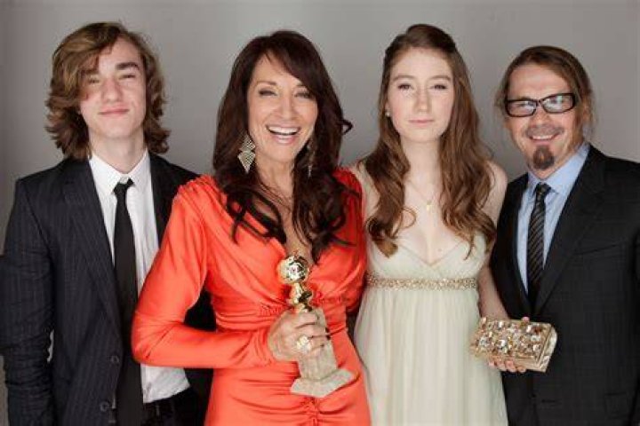 'Married With Children's Katey Sagal Said Stillbirth in 8th Month Helped Her to Have Her 3 Kids