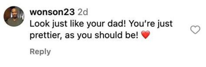 A fan comments on Sosie Bacon's post | Source: Instagram/sosiebacon
