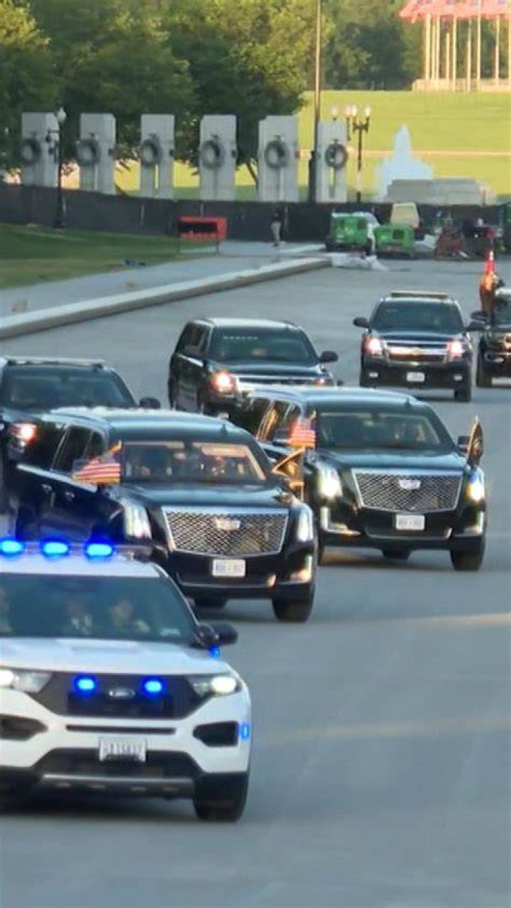 A motorcade, including the car believed to be carrying the body of the late Abe, was also spotted during the early hours of Saturday morning outside the Nara Medical University Hospital in Kashihara, Nara Prefecture