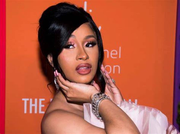 A picture of Cardi's birthday cake. | Photo: Instagram/Iamcardib