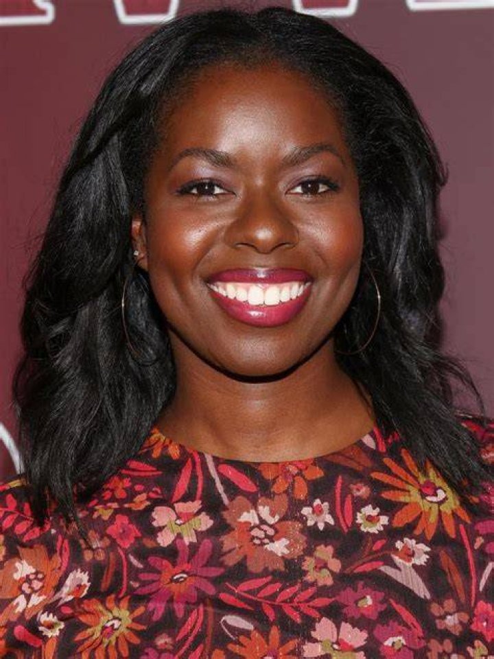 A screenshot of Camille Winbush during an appearance on "The Bernie Mac Show" | Photo: Collins 