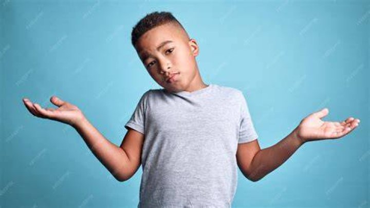 A young boy looking confused | Source: Shutterstock