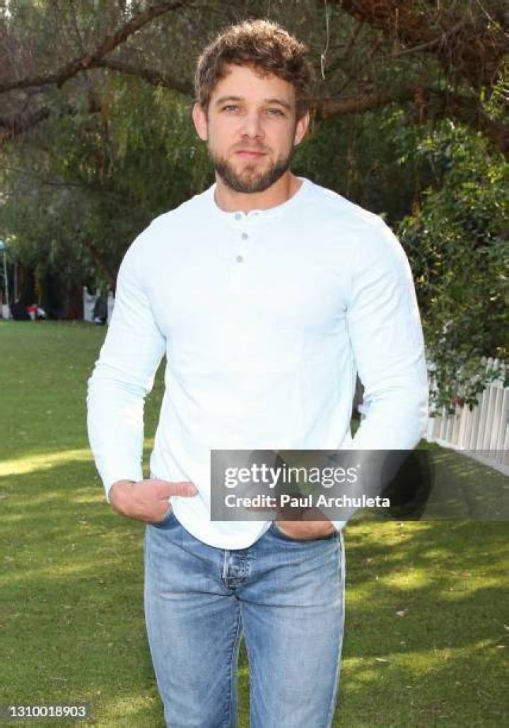 Actor Max Thieriot visits Hallmark Channel's "Home & Family" at Universal Studios Hollywood on March 30, 2021 in Universal City, California. | Photo: Getty Images