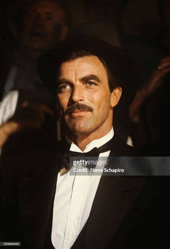 Actor Tom Selleck (R) and wife Jillie Mack attend the Warner Loughlin Studios Holiday Charity Event held at Skybar in the Mondrian on December 9, 2008 in West Hollywood, California. | Source: Getty Images