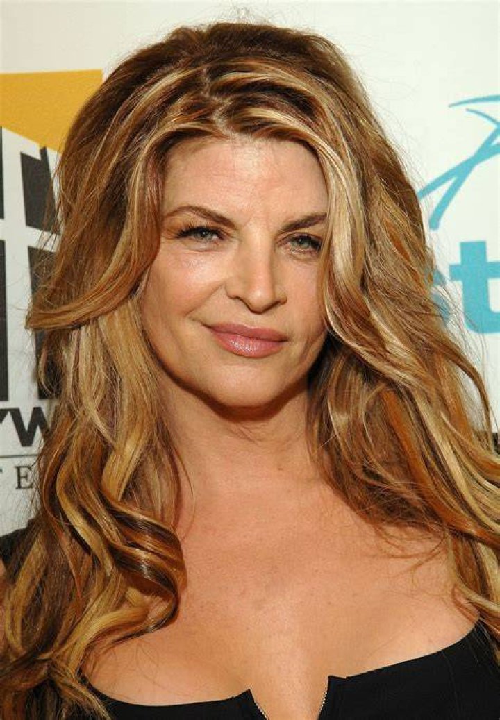 Actress Kirstie Alley at the Centre Theatre Group/Ahmanson Theatre presents the "Cat on a Hot Tin Roof" preview play performance on August 1, 1983 at the Mark Taper Forum, Music Center in Los Angeles, California. | Source: Getty Images