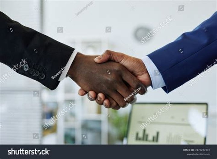 After shaking hands with the former president of the United States, the social media star told him that she just 'had to say hi' and that it was 'so nice to meet you.'