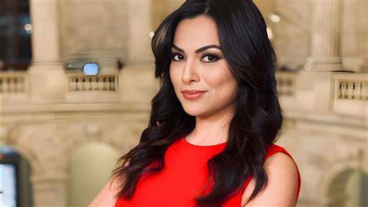 Aishah Hasnie Biography, Height & Life Story Super Stars Bio