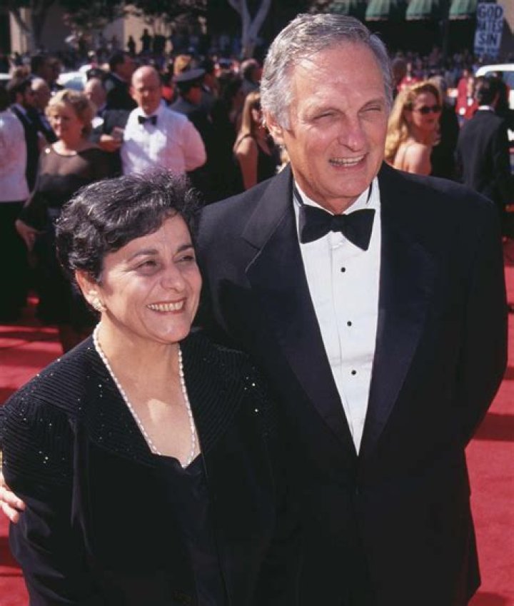Alan Alda, his wife Arlene and their daughters pictured in 1981 in New York City. | Source: Getty Images