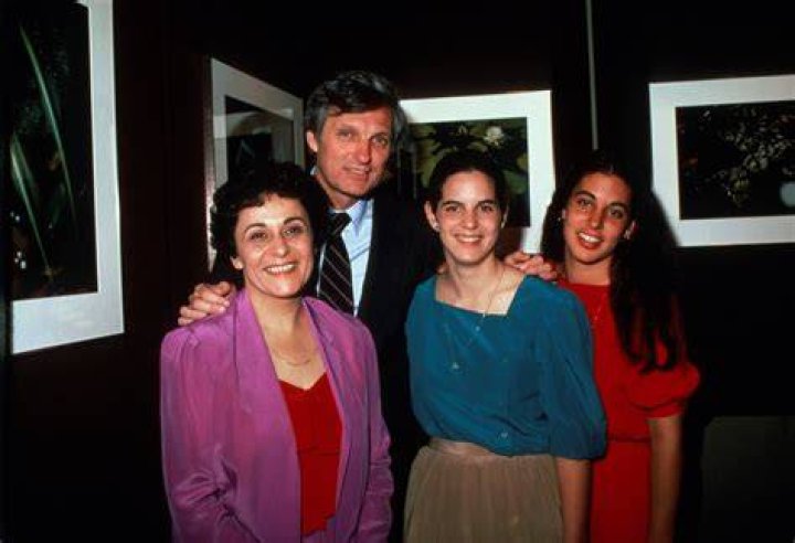 Alan, Arlene, and Beatrice Alda during "The Seduction of Joe Tynan" New York City premiere party in New York City, New York, on August 15, 1979 | Source: Getty Images