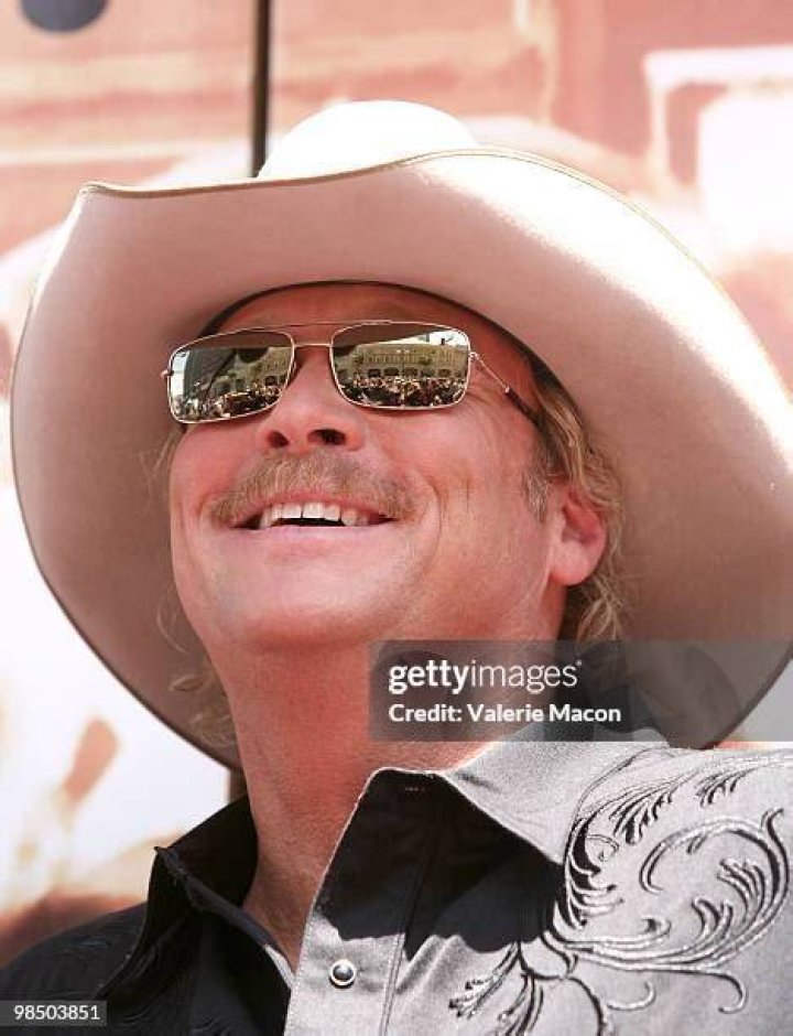 Alan Jackson attends his Hollywood Walk Of Fame Induction Ceremony with daughter Mattie, daughter Dani, wife Denise and daughter Ali on April 16, 2010 in Hollywood, California. | Photo: Getty Images