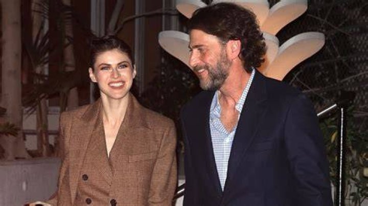 Alexandra Daddario has got engaged