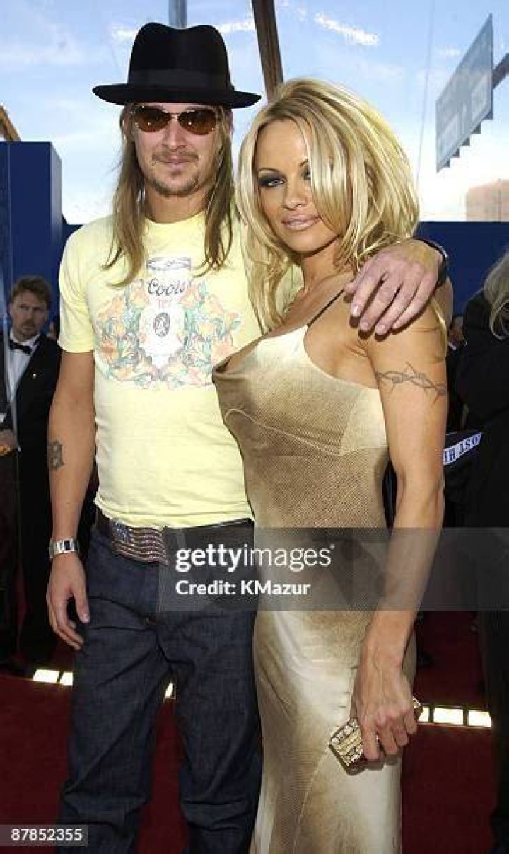 amela Anderson and Kid Rock during an After - Party For The 2003 American Music Awards | Source: Getty Images