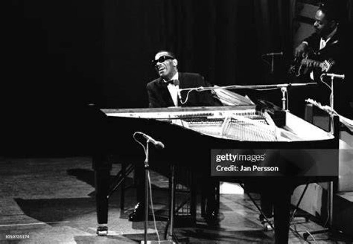 American singer Ray Charles performing in a concert at the Orleans Hotel and Casino, Las Vegas, Nevada, October 1, 1999. | Source: Getty Images