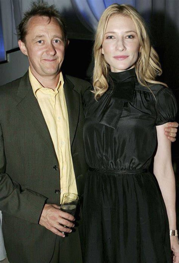 Andrew Upton and his wife, Cate Blanchett, at the Broadway opening Night of "The Present" at the Bryant Park Grill, NYC on January 8, 2017. | Source: Getty Images