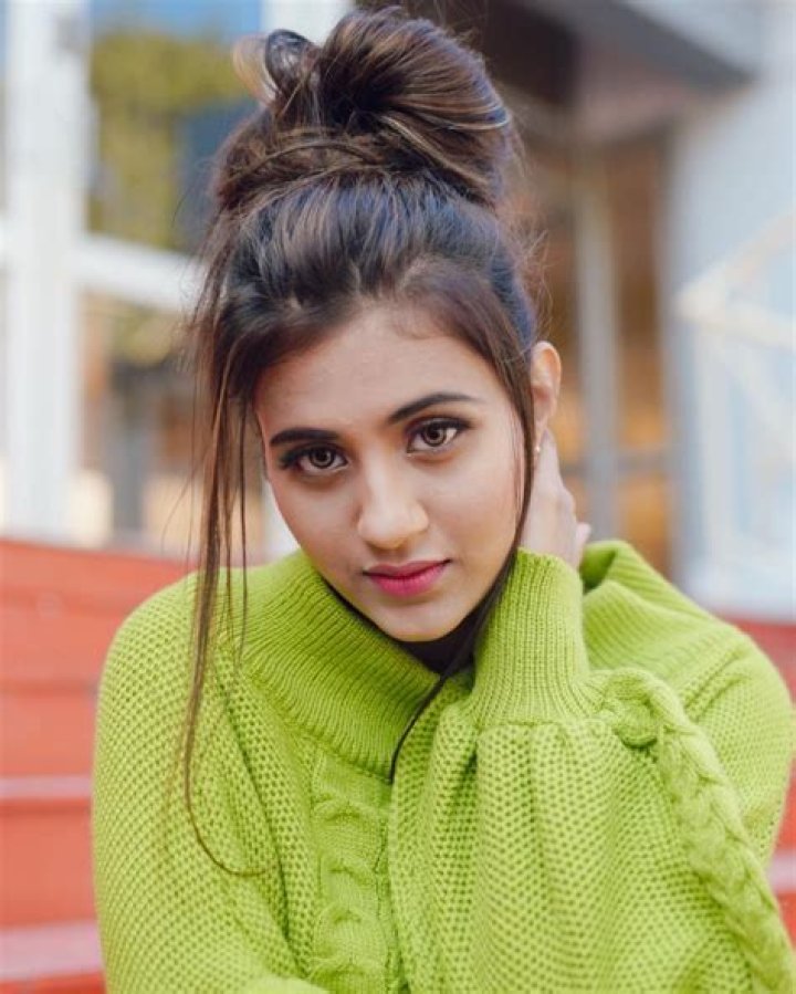 Anjali Arora (Instagram Model) Biography, Age, Boyfriend Name, Height & Real Name Sukhbeer Brar