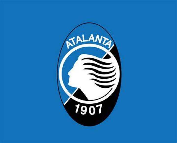 Atalanta's Marten de Roon with Jose Luis Palomino after the match on January 23, 2021