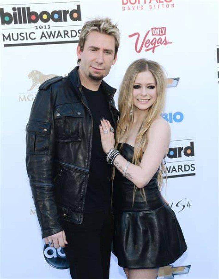 Avril Lavigne & Chad Kroeger Wed In France Access Online
