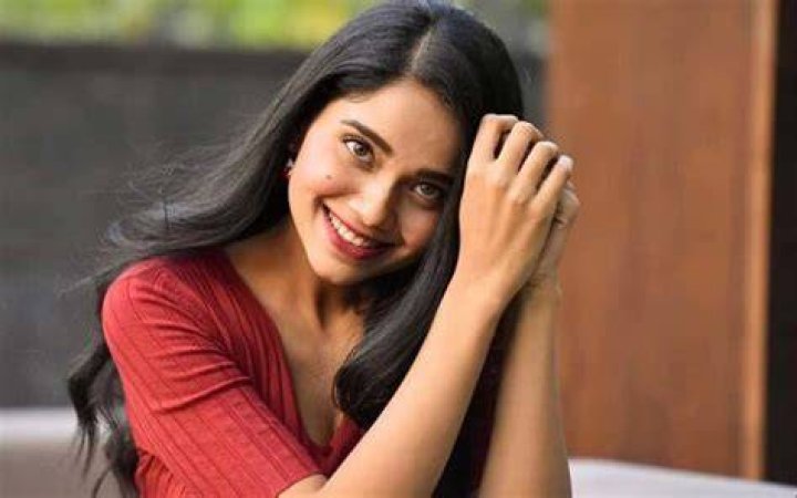 Bhagyashree Limaye (Actress) Age, Wiki, Height, Family and Images