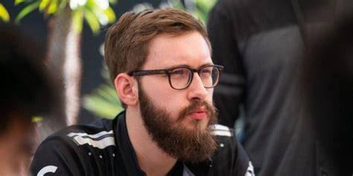Bjergsen Girlfriend