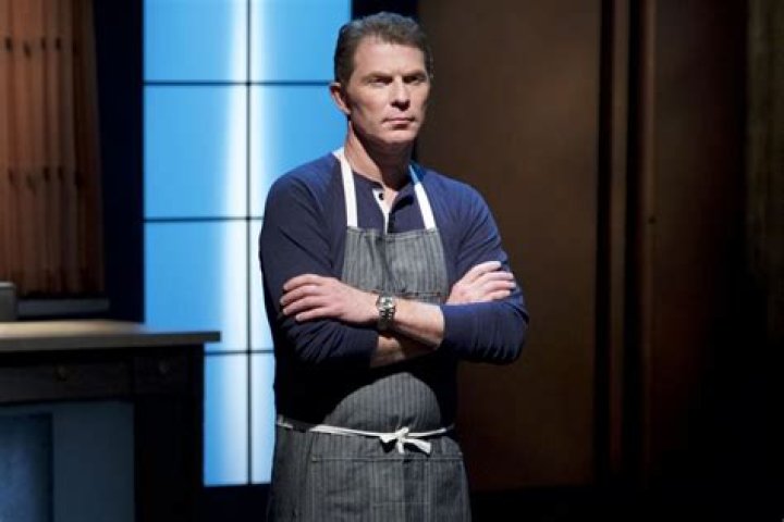 Bobby Flay pictured on "Late Night with Seth Meyers" in 2019. | Photo: Getty Images