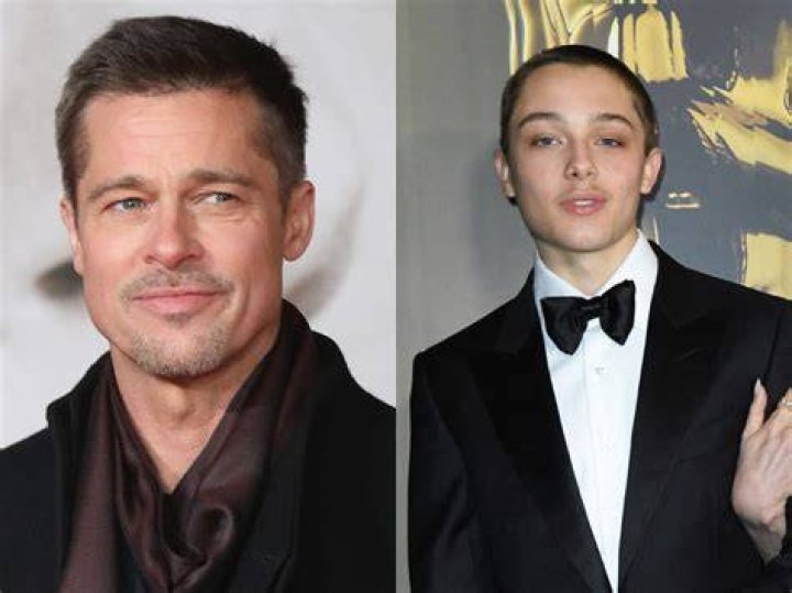 Brad Pitt and his son Knox in Japan in 2009. | Source: Getty Images