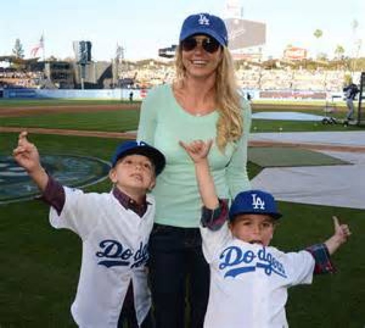 Britney Spears poses with sons Jayden James Federline (L) and Sean Preston Federline (R) during a game against the San Diego Padres at Dodger Stadium on April 17, 2013 in Los Angeles, California. | Source: Getty Images