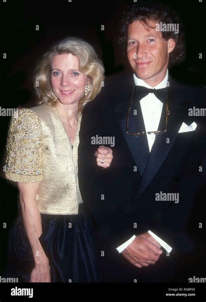 Bruce Paltrow, Blythe Danner and Gwyneth Paltrow on July 22, 2002 | Photo: Getty Images