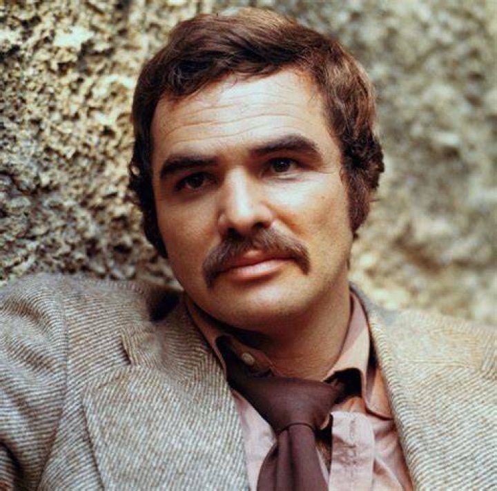 Burt Reynolds at the In Conversation with Burt Reynolds "Memoir of the Year" on a Life of Reinvention during the Palm Beach Book Fair>> on April 2, 2016 in West Palm Beach, Florida | Photo: Getty Images
