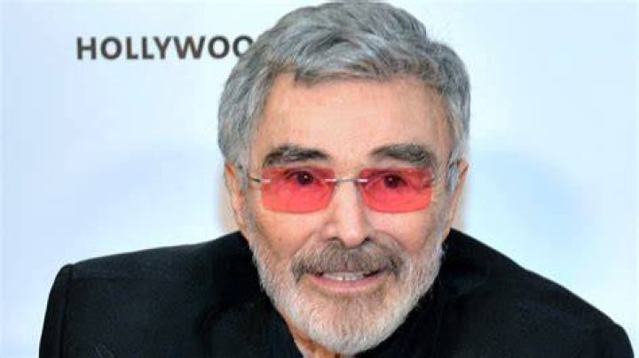 Burt Reynolds visits the "Today Show" during Season 67 on March 15, 2018 | Photo: Getty Images