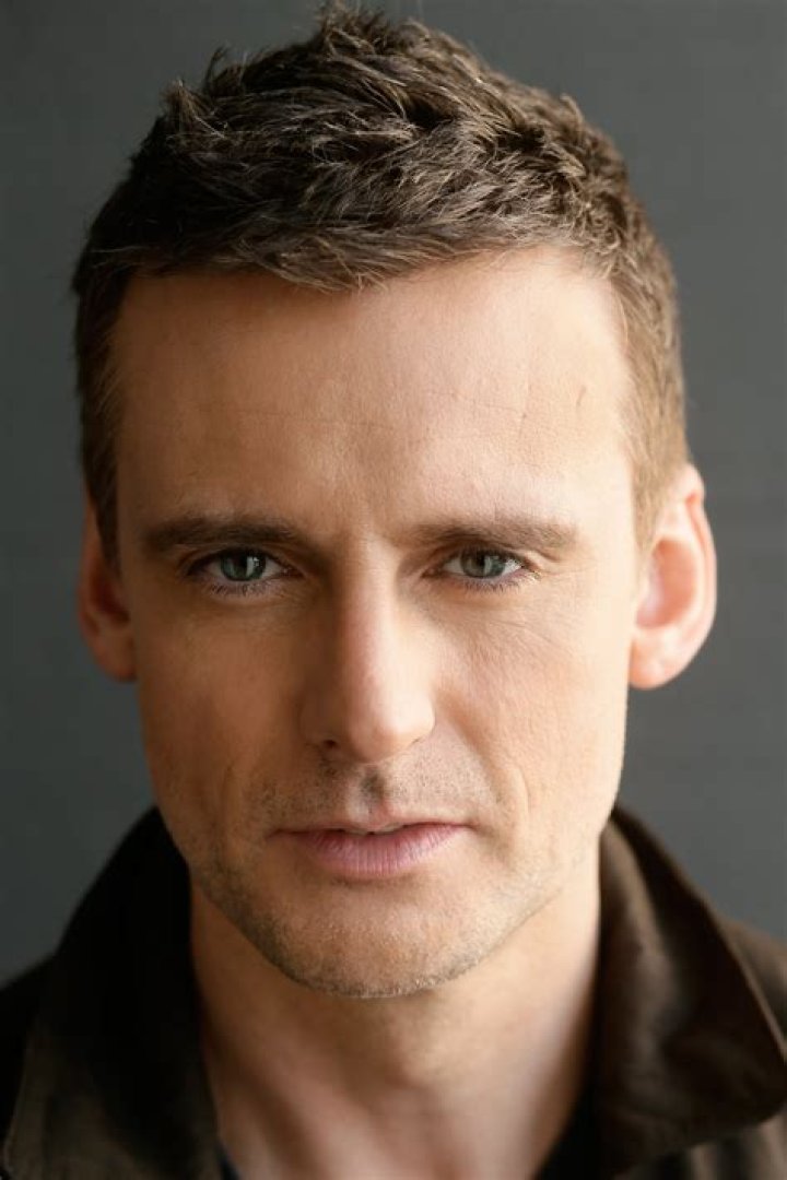 Callum Blue's body measurements, height, weight, age.