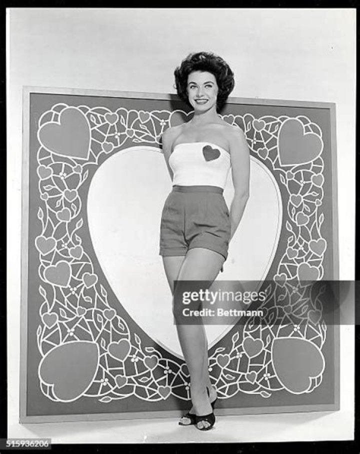 Carmen Phillips
