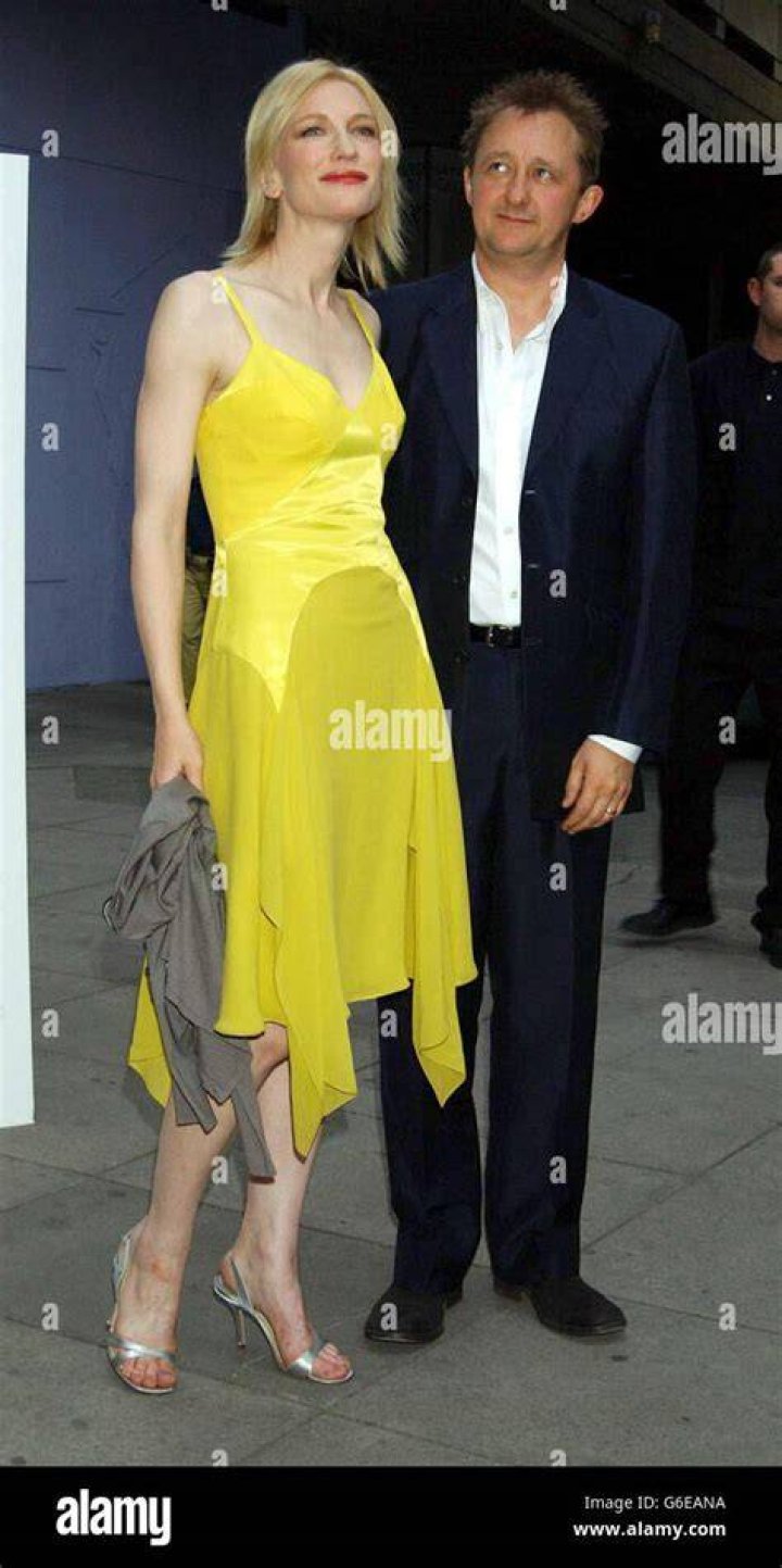 Cate Blanchett, her husband Andrew Upton, and two of her three sons, Roman and Dashiell, at Cartier Polo Day on July 24, 2005. | Source: Getty Images