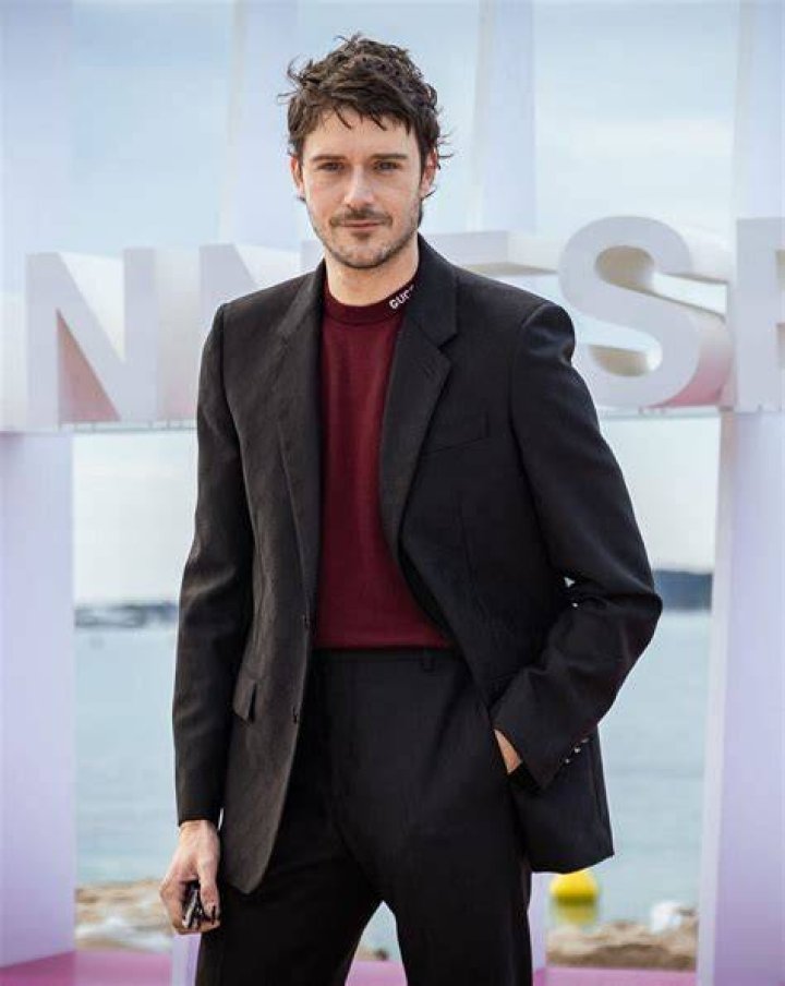 Cesar Domboy at the "Outlander" Season Six premiere in 2022 in London, England. | Source: Getty Images