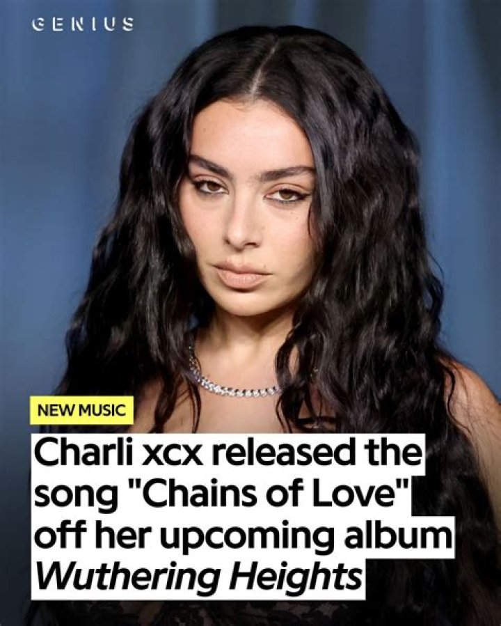 Charli XCX laughs off boobbaring wardrobe malfunction