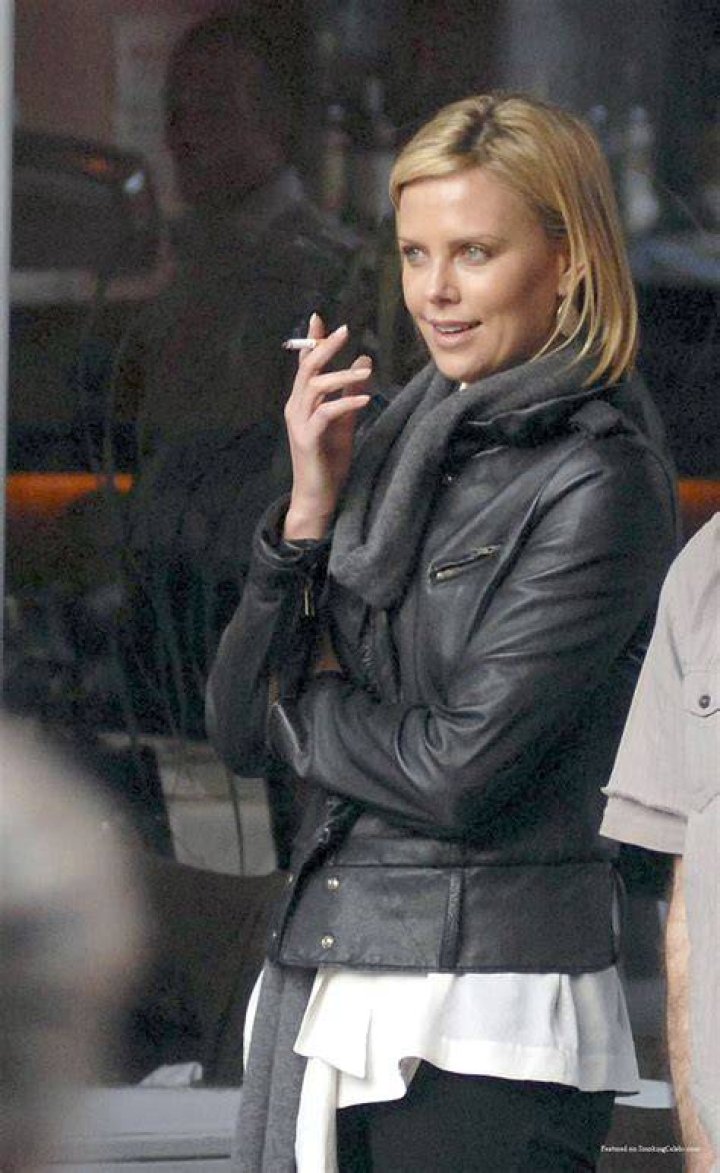 Charlize Theron seen smoking on the set of Dark Places... the film that shares chilling