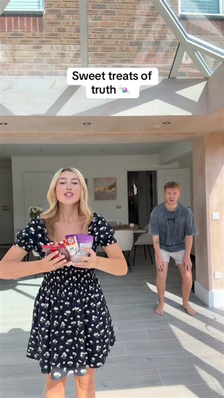 💥 Chlo and Matt 🦋 chloandmatt TikTok Analytics Profile, videos & hashtags Exolyt