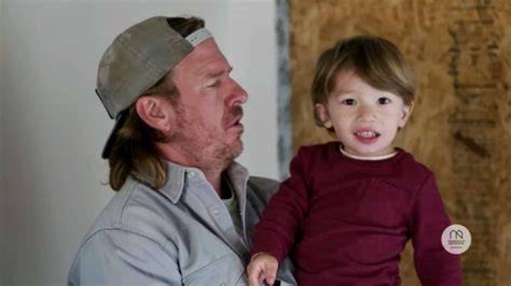 Crew Gaines Wiki 2021 Net Worth, Height, Weight, Family & Full Biography. Pop Slider