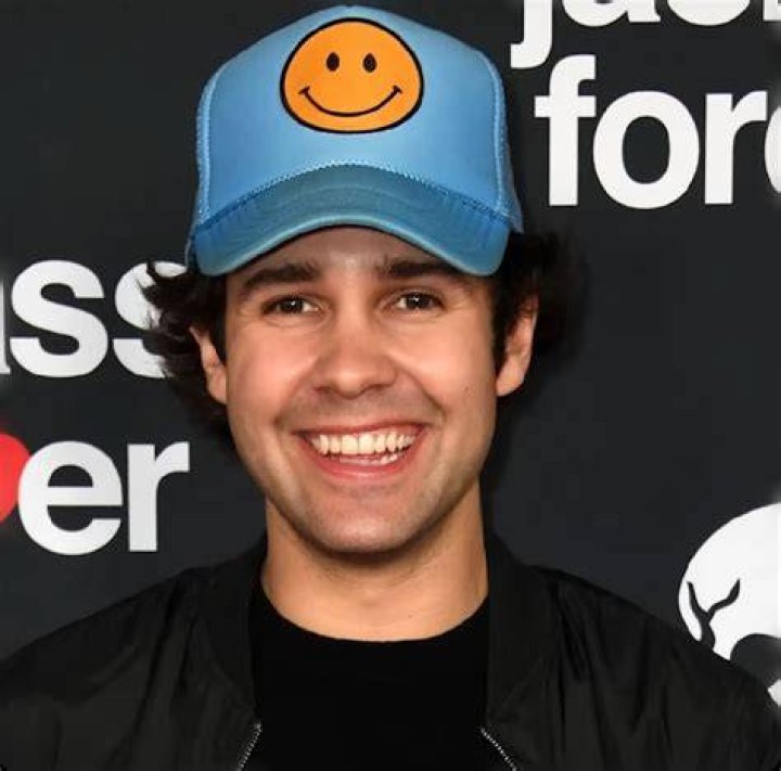 David Dobrik talking about his marriage to Lorraine Nash | Source: YouTube/Entertainment Tonight