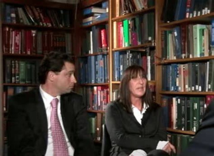 Debbie Stevens and her lawyer | Source: News