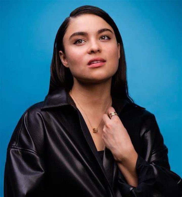 Devery Jacobs Biography (Age, Height, Boyfriend & More) - mrDustBin