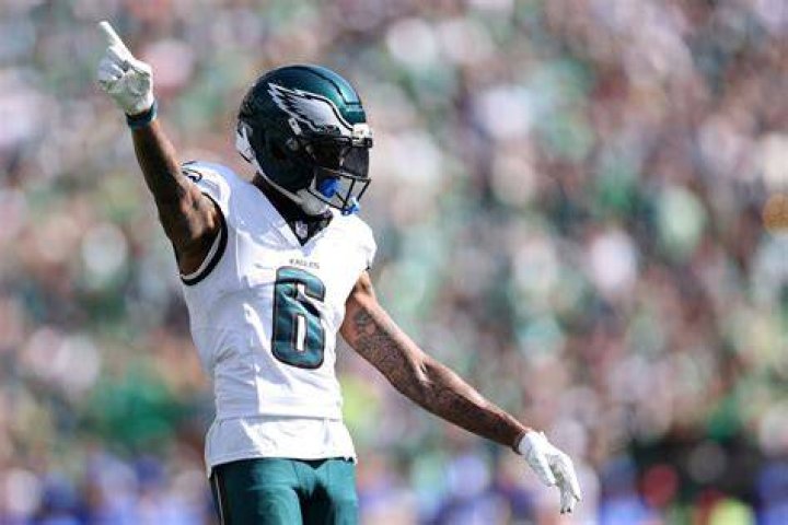 DeVonta Smith at Lincoln Financial Field on September 14, 2023, in Philadelphia, Pennsylvania. | Source: Getty Images