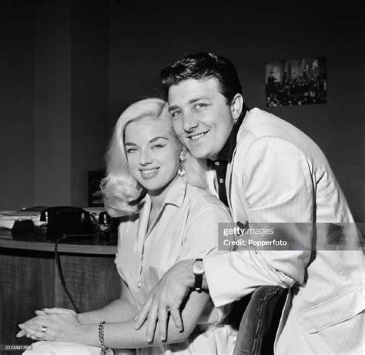 Diana Dors with Richard Dawson, and their son, Mark, at home in an image dated September 20, 1960. | Source: CBS/Getty Images
