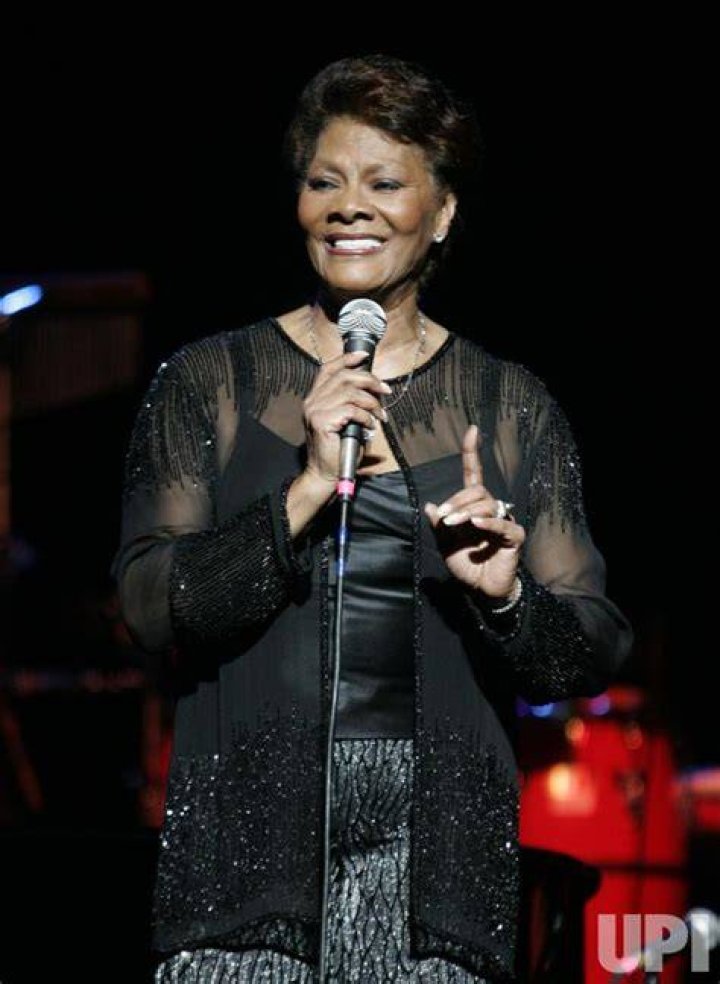Dionne Warwick performs at the New York Stock Exchanges 96th Annual Christmas Tree Lighting at New York Stock Exchange on December 5, 2019 in New York City | Photo: Getty Images