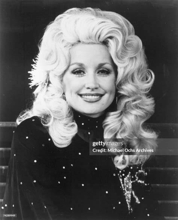 Dolly Parton's Coat of Many Colors - Season 1, 2015. | Source: Getty Images