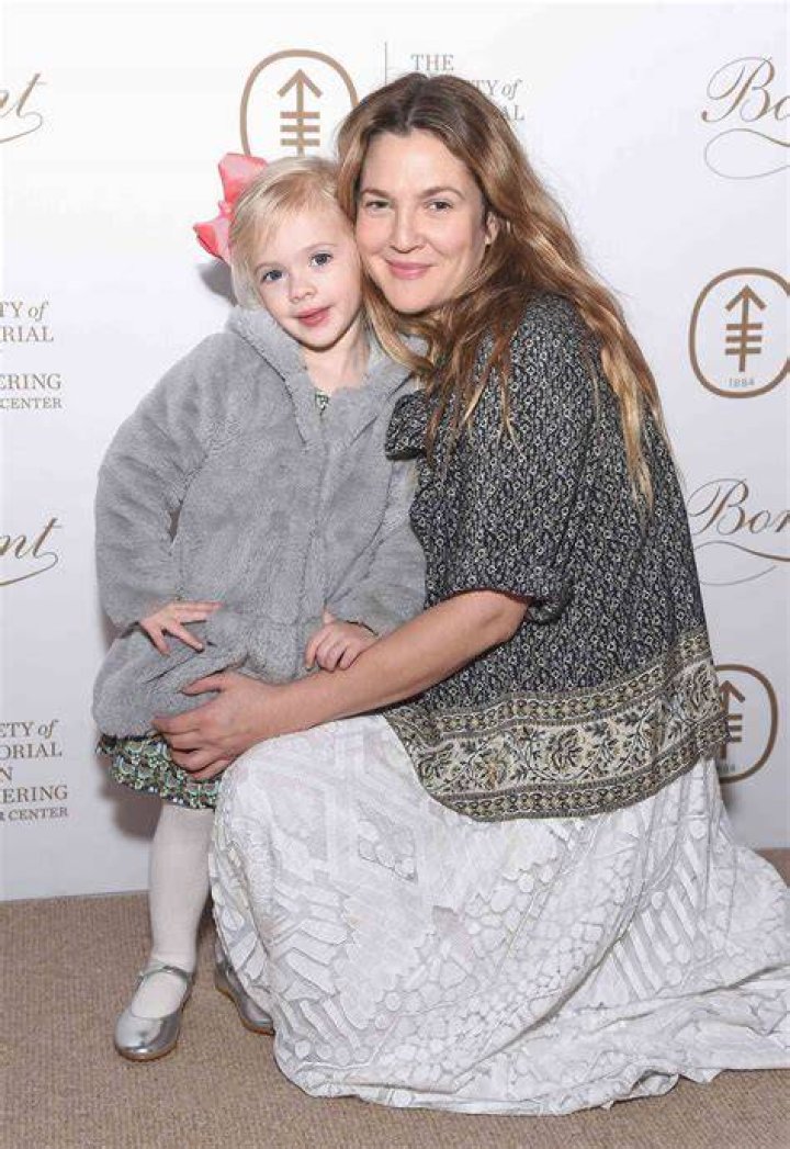 Drew Barrymore and her daughter at the Baby2Baby Holiday Party Presented By The Honest Company on December 13, 2014, in Los Angeles, California. | Source: Getty Images