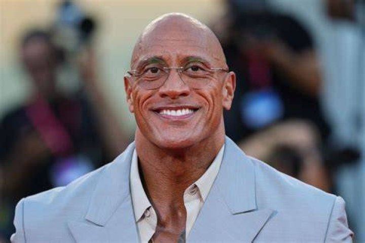 Dwayne “The Rock” Johnson at the "Jumanji” premiere on December 03, 2019, in France. | Photo: Getty Images