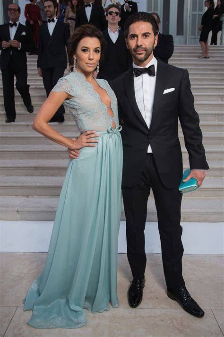 Eva Longoria and Jose Baston attend NATPE in Miami Beach, Florida on January 22, 2015 | Photo: Getty Images