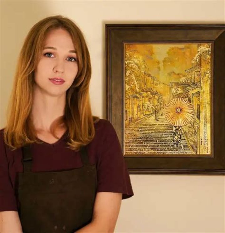 EXCITING! Know Akaine Kramarik's Net Worth & All on Her Husband