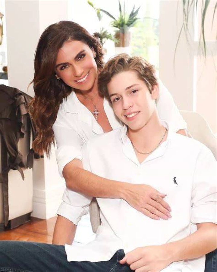 Filho de Giovanna Antonelli e Murilo Ben&iacute;cio cresceu e est&aacute; lindo; veja fotos Metr&oacute;poles