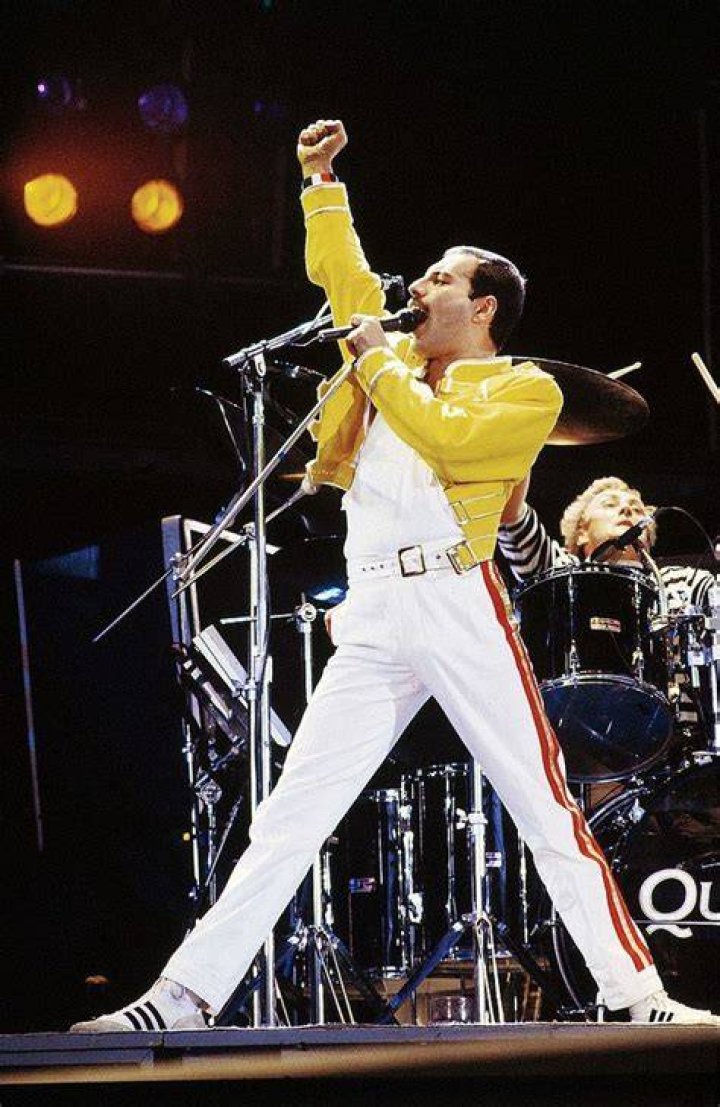 Freddie Mercury. Przed śmiercią był noszony na rękach. Nikt nie wie, gdzie spoczął Muzyka